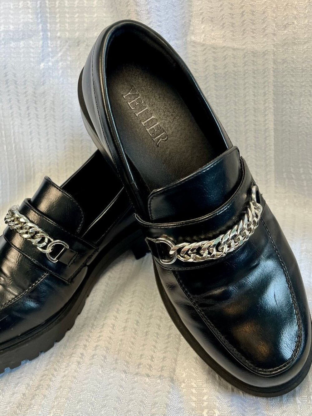 Yetier Chunky Black Platform Loafer with Chain size 8.5